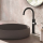 Herzbach DEEP BLACK Waschtisch-Einlochbatterie Slim L-Size Griff seitlich mit PUSH-Ablauf Schwarz matt