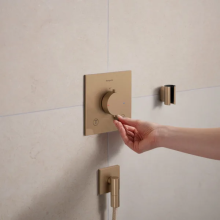 hansgrohe FixFit Fine E Wandanschluss mit Rückflussverhinderer, Brushed Bronze