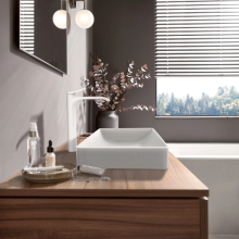 hansgrohe Vivenis Einhebel-Waschtischmischer 250 CoolStart für Aufsatzwaschtische mit Zugstangen-Ablaufgarnitur, Mattweiß